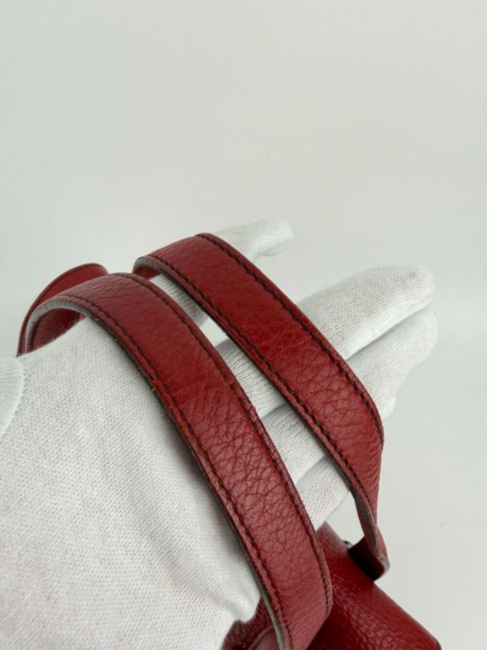 Prada Tote Red Leather Vintage - Picture 14 of 16